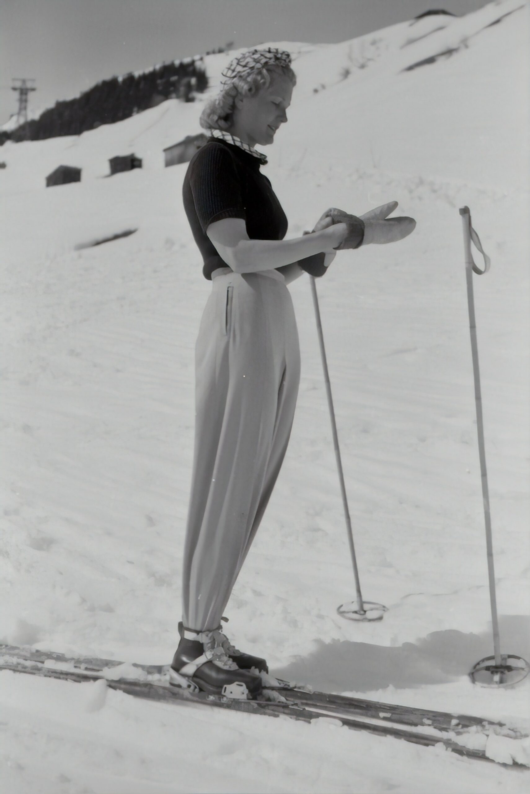 ski outfit old fashioned