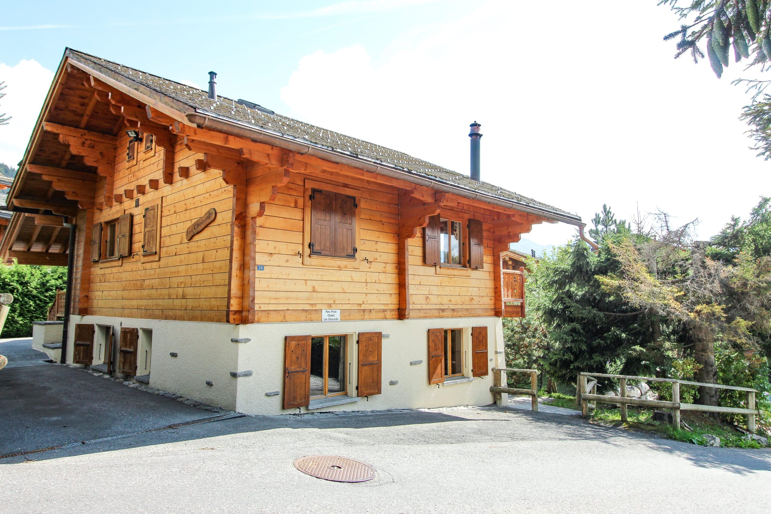 apartment choccards in verbier