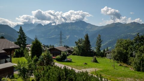 Chalet Caroline mountain view